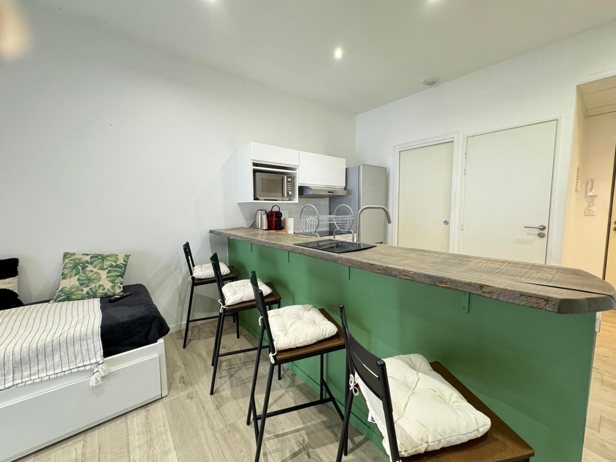 Tour D'Auvergne - Appartements En Plein Centre Ville, Proche De La Cathedrale Et De La Place De Jaude Clermont-Ferrand Ngoại thất bức ảnh